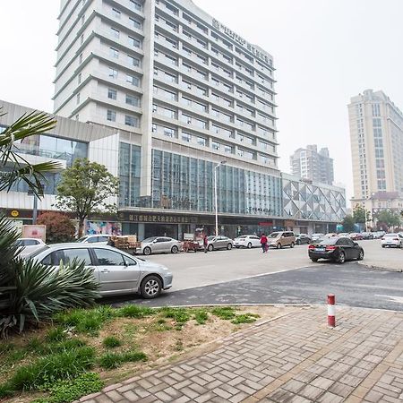 Metropolo, Hefei, Wanda Plaza, Swan Lake Екстериор снимка